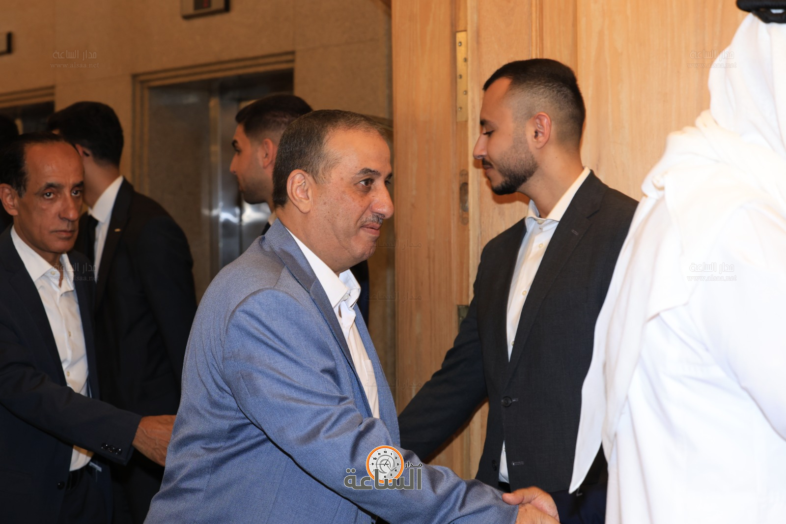 Madar Al-Saa Images 0.4816516762302465