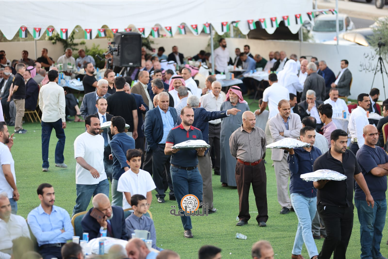 Madar Al-Saa Images 0.045768595537151735