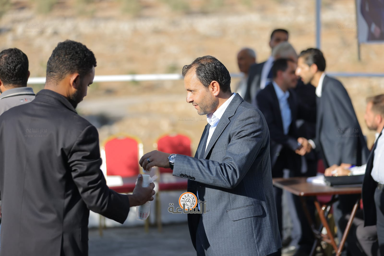 Madar Al-Saa Images 0.5141685732595733