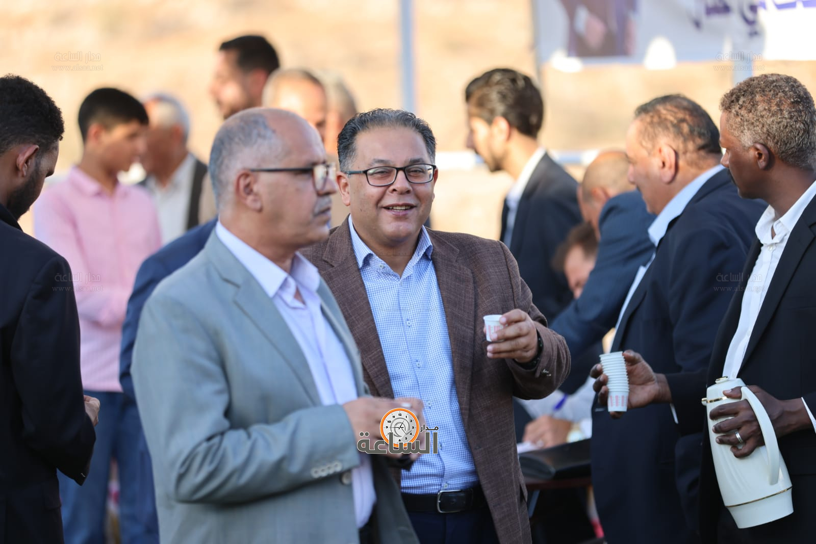 Madar Al-Saa Images 0.38347716244980745