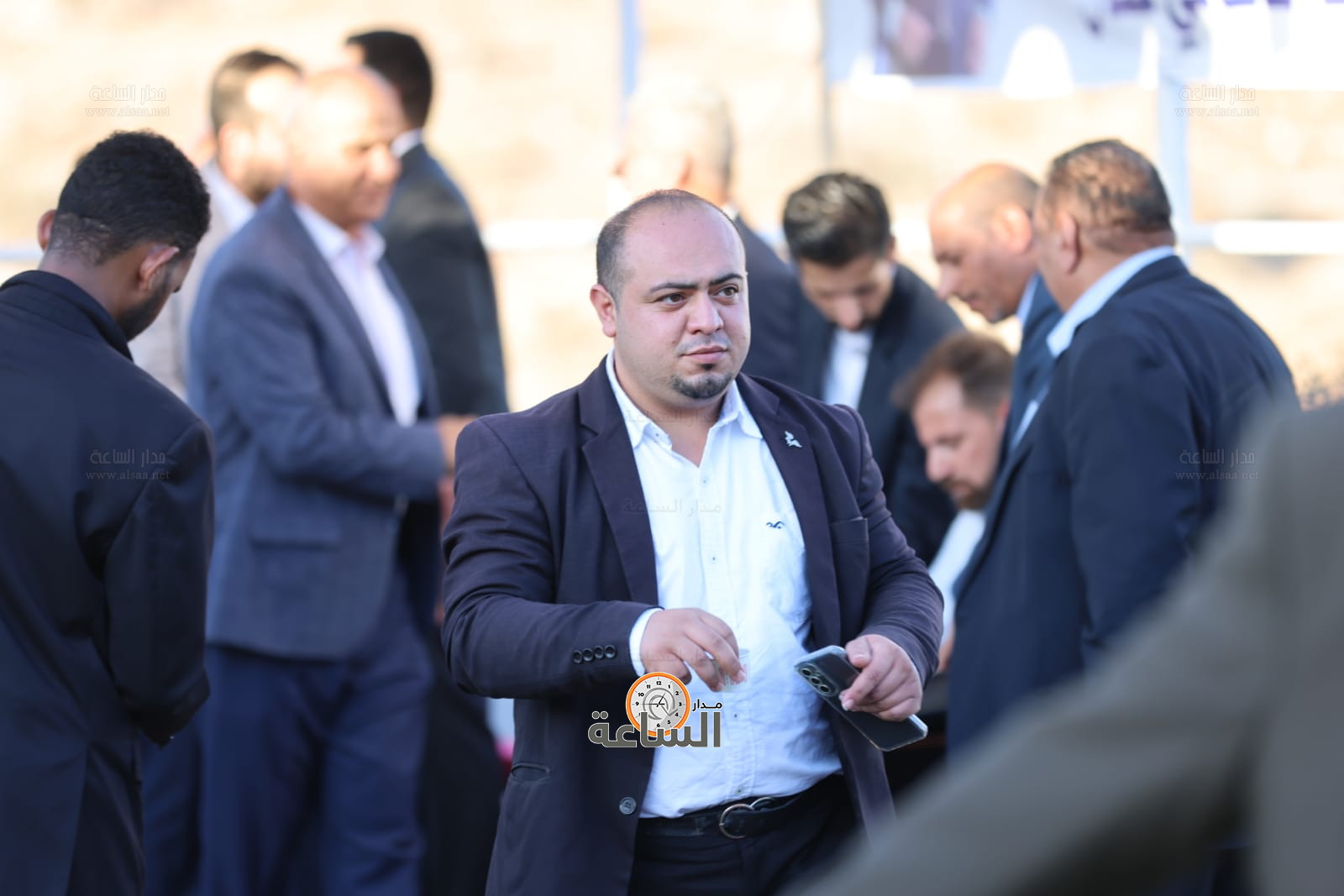 Madar Al-Saa Images 0.044491440885293776