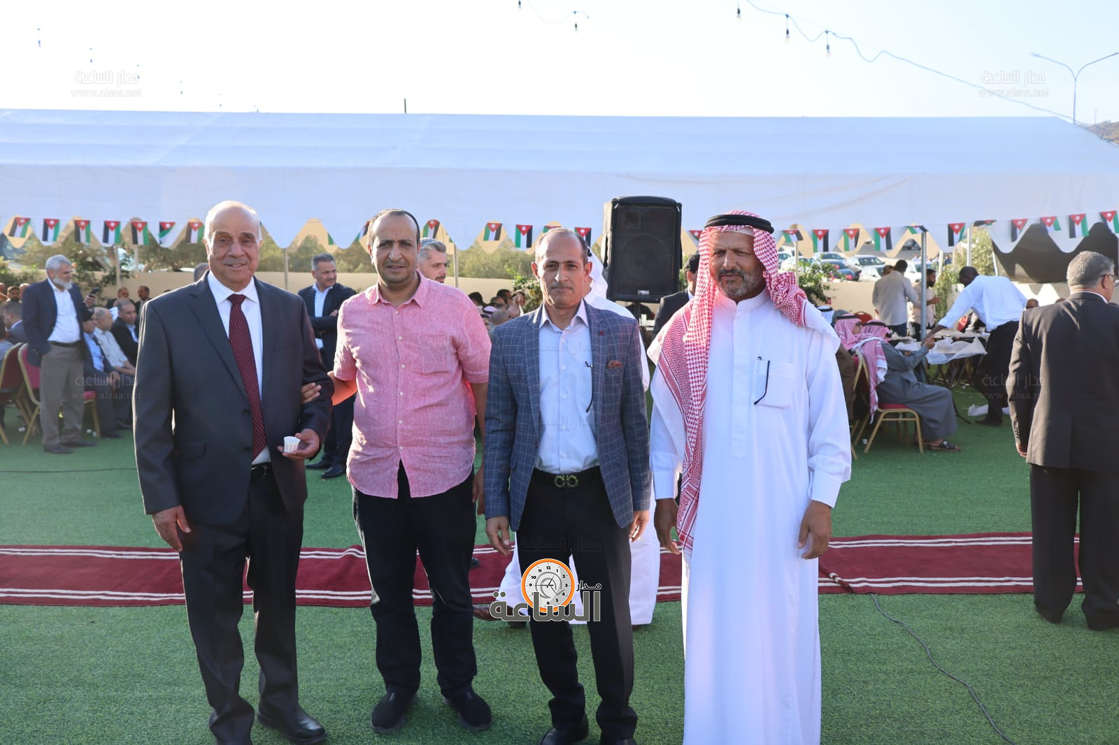 Madar Al-Saa Images 0.4085474540339279