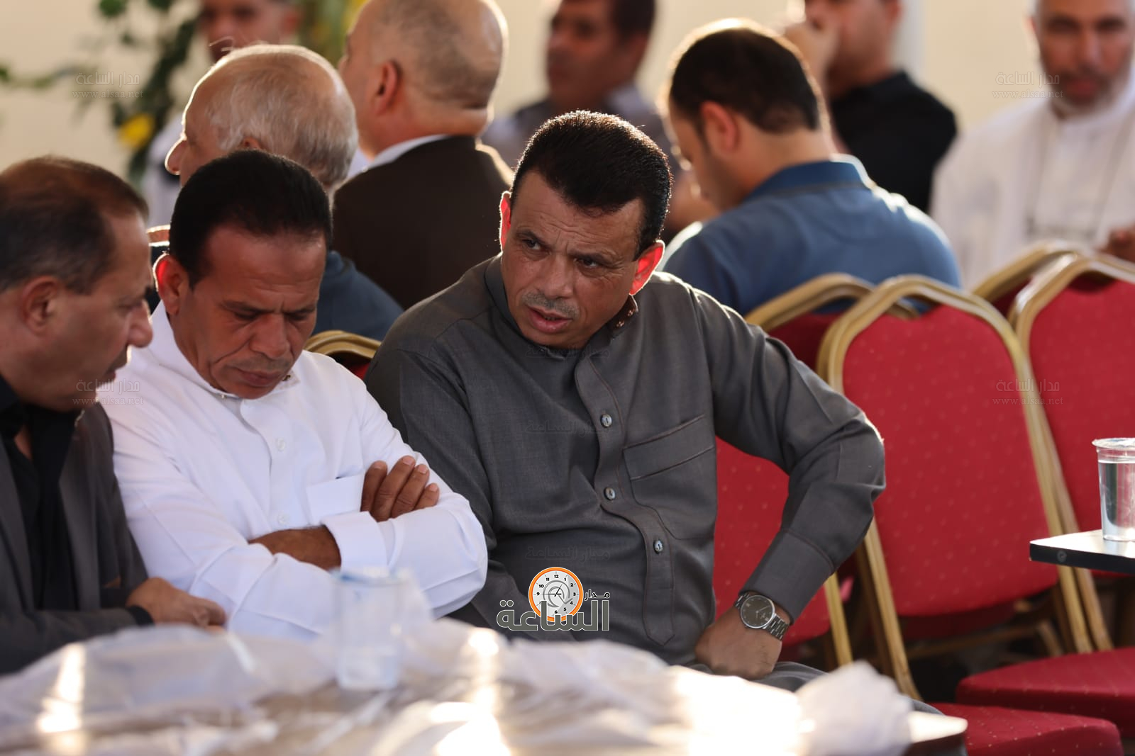 Madar Al-Saa Images 0.957646579091688