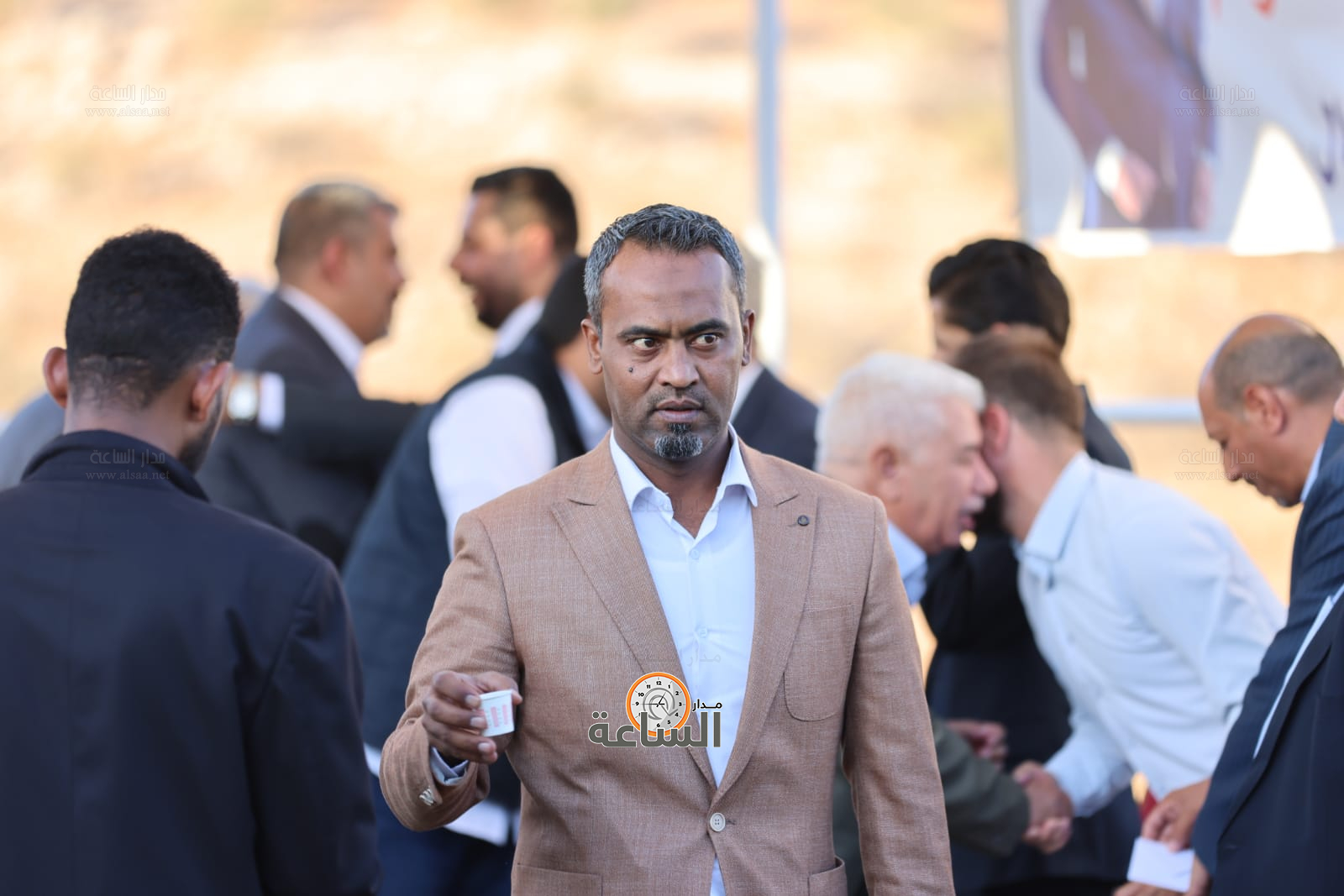 Madar Al-Saa Images 0.7420893205562653