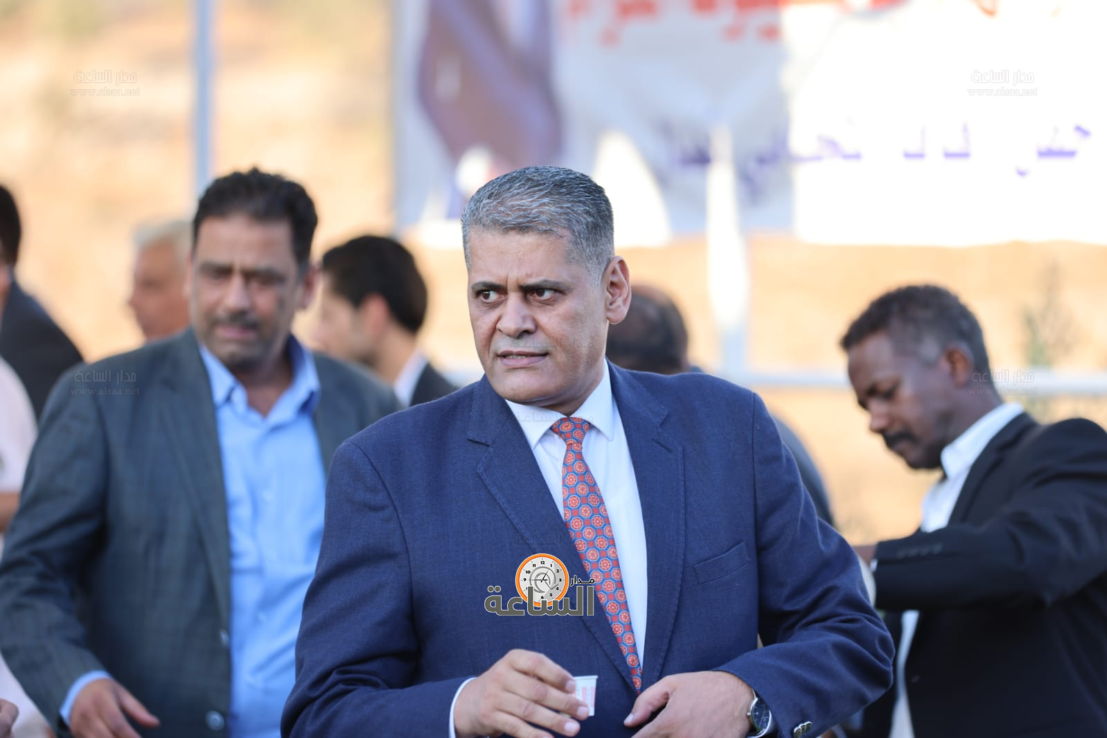 Madar Al-Saa Images 0.7715153103976149