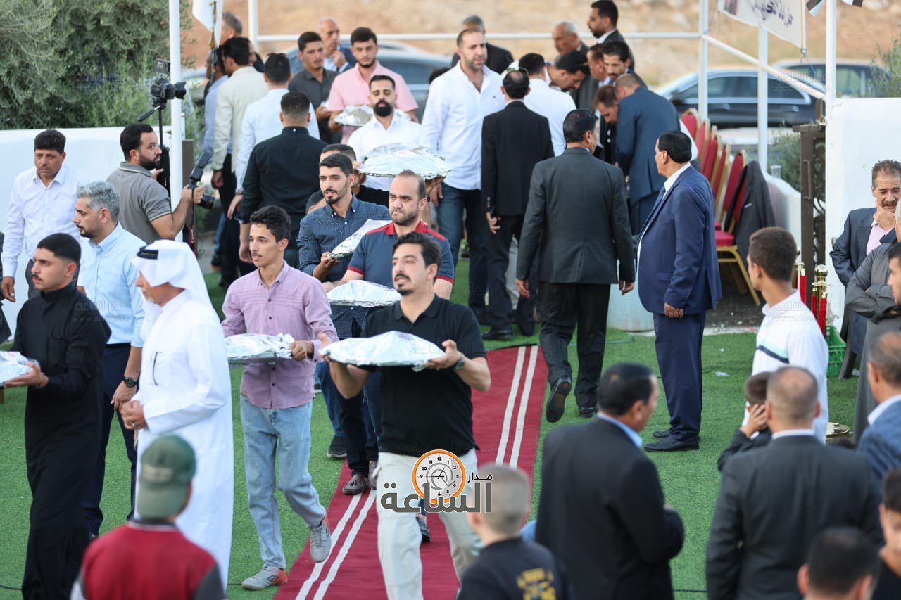 Madar Al-Saa Images 0.7963558831233625