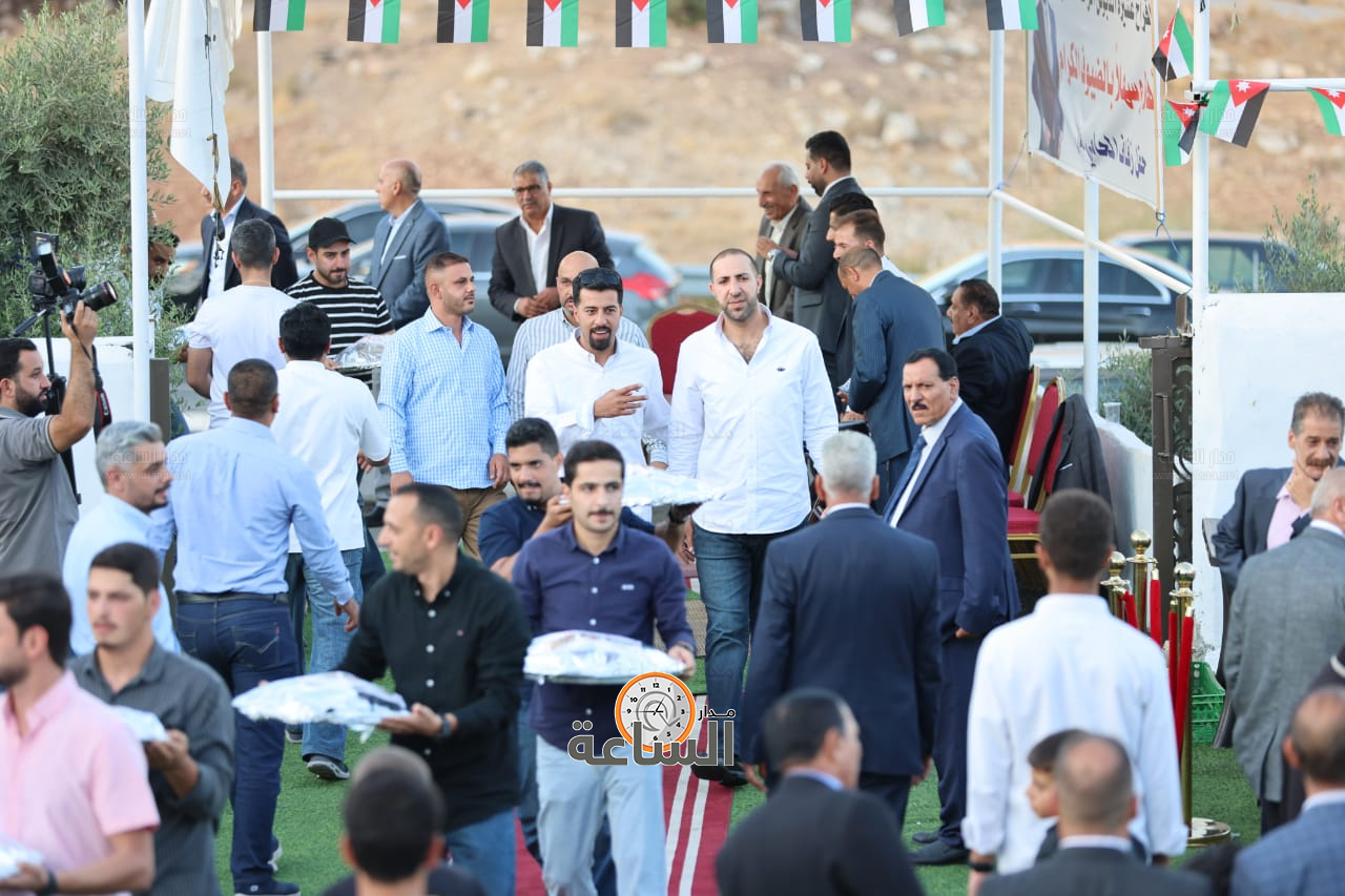 Madar Al-Saa Images 0.5700616700989637