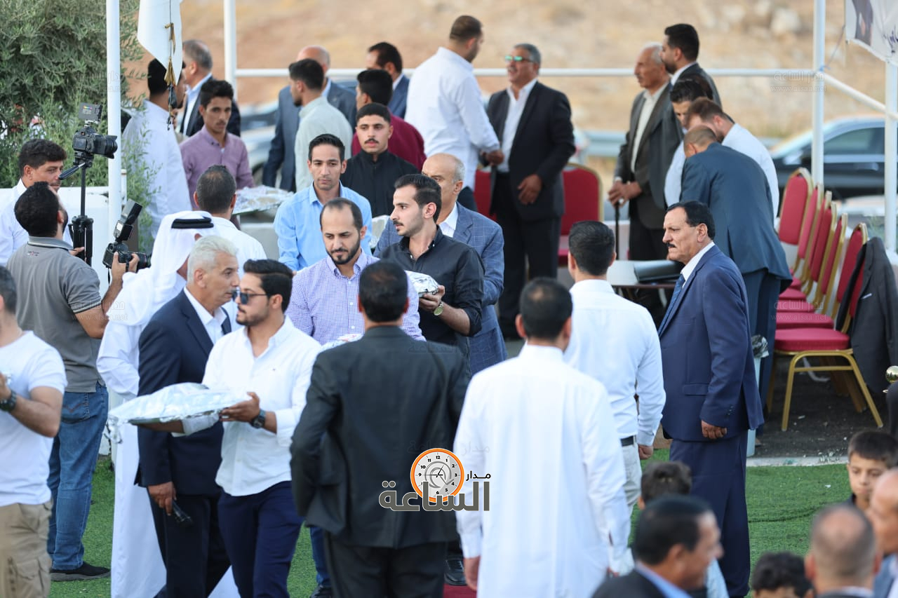 Madar Al-Saa Images 0.7605540447550515