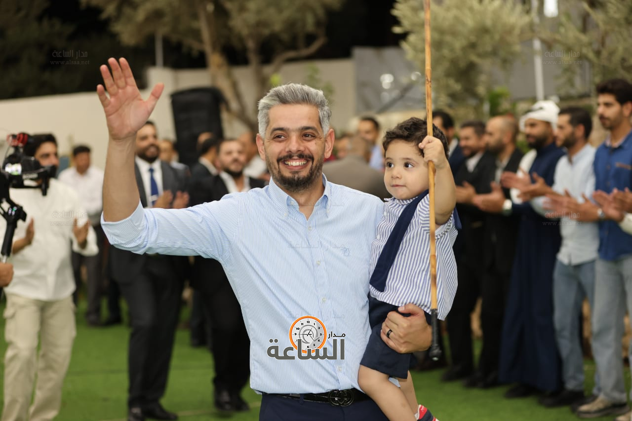 Madar Al-Saa Images 0.4406223129656689