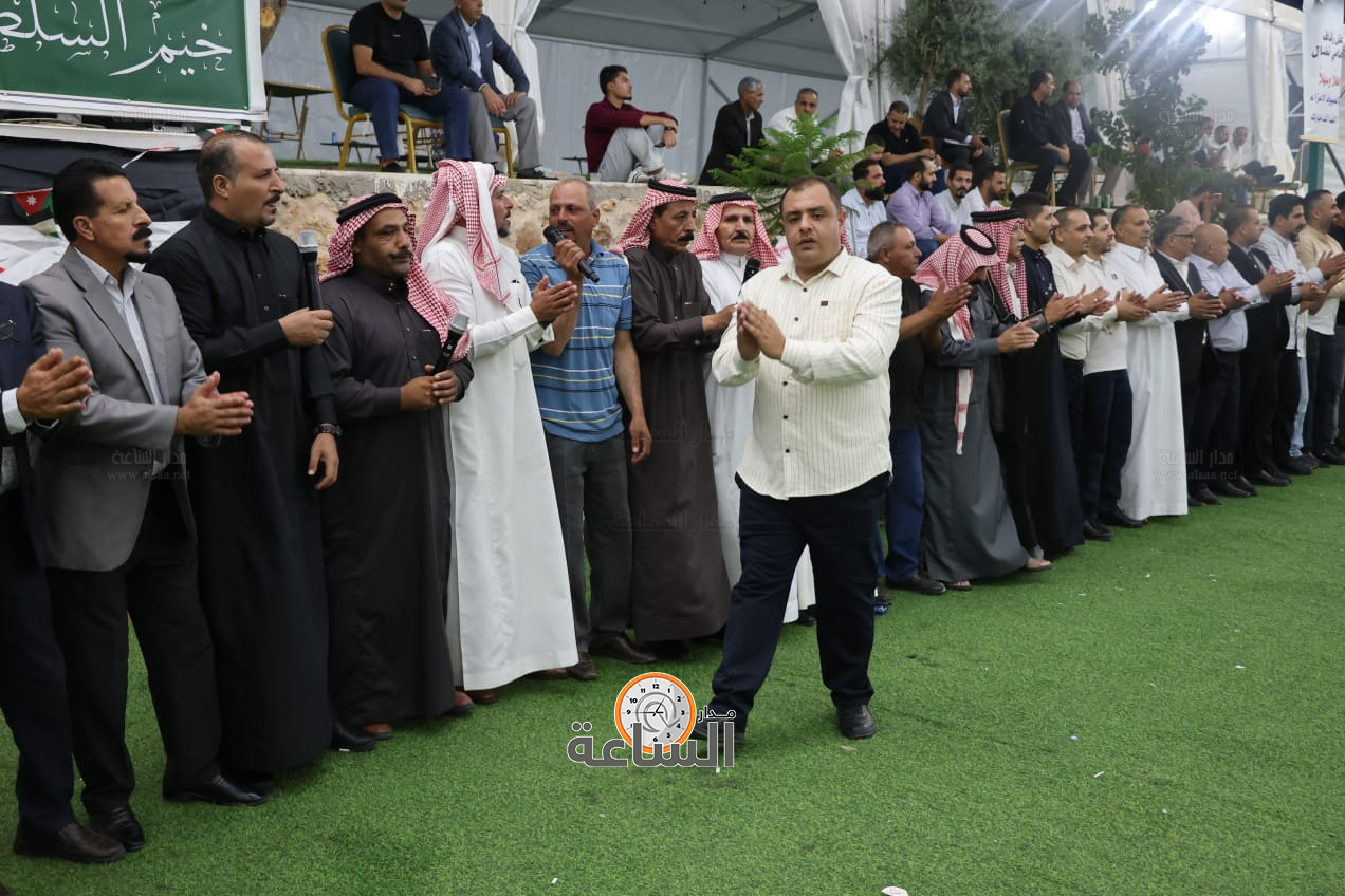 Madar Al-Saa Images 0.9774501223871234