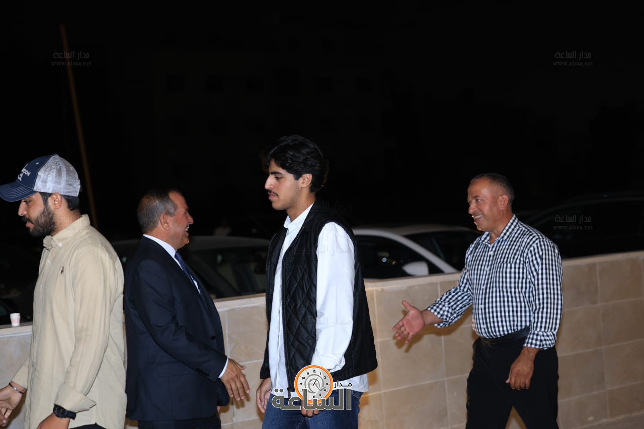 Madar Al-Saa Images 0.8707692139446618