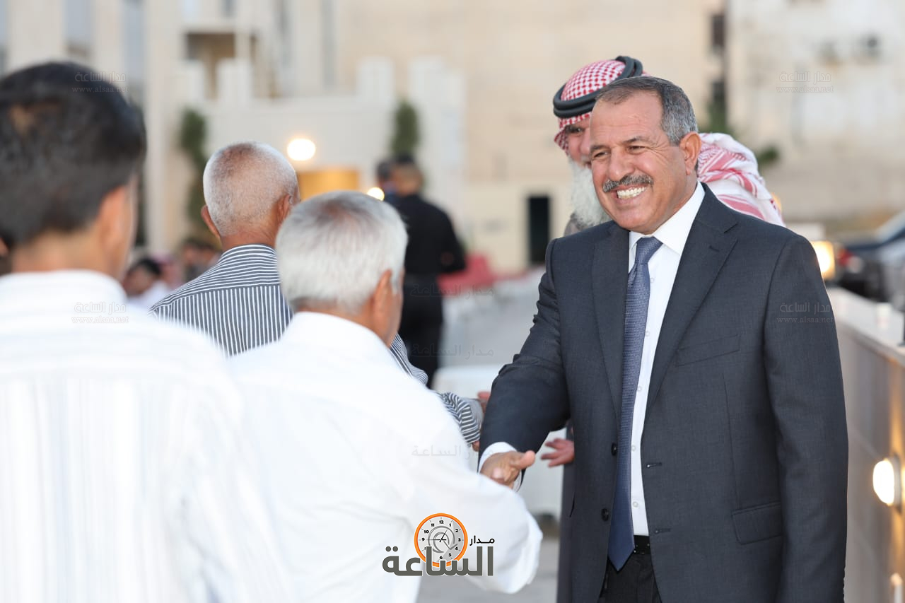 Madar Al-Saa Images 0.22700515923099318