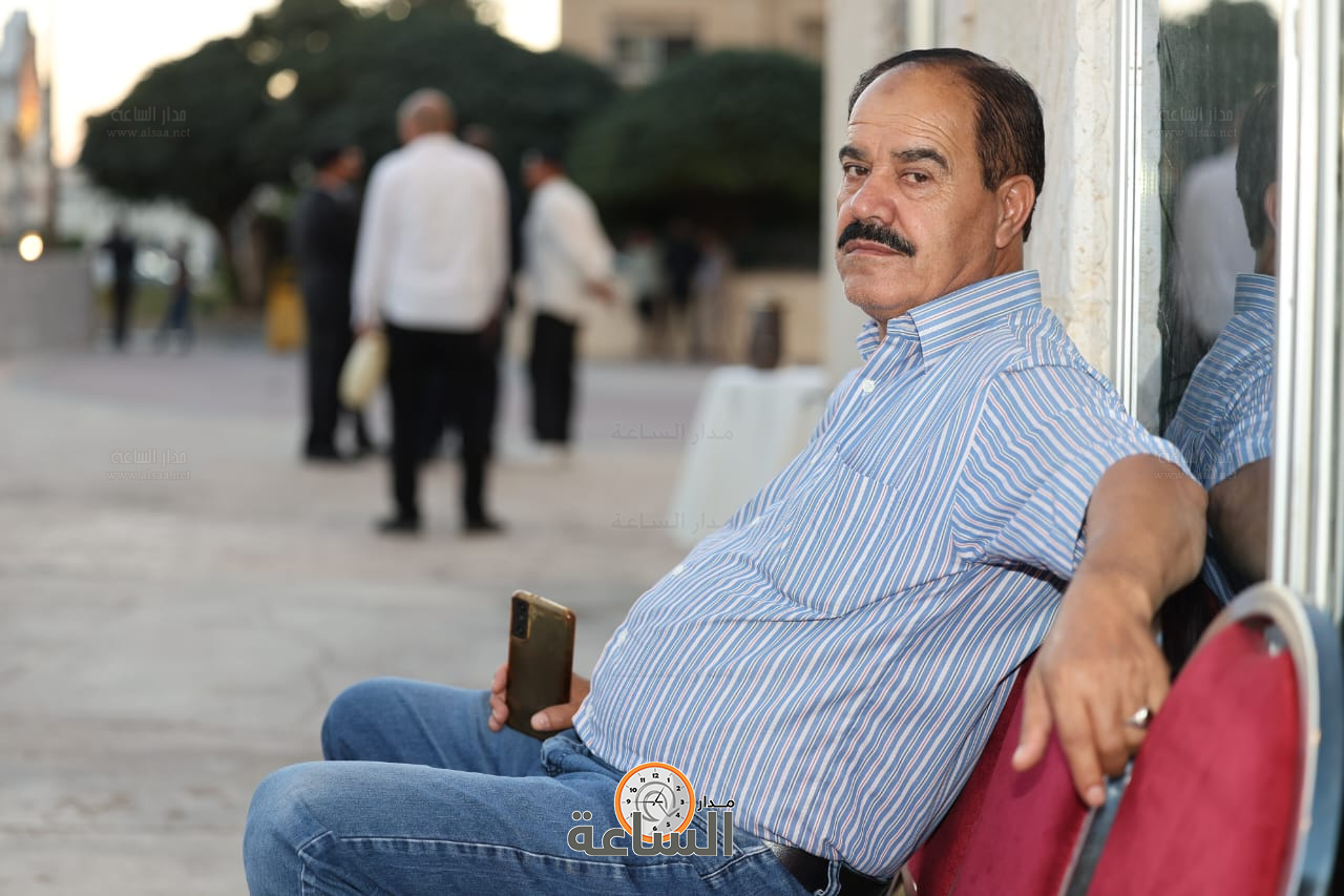 Madar Al-Saa Images 0.019399693429079767