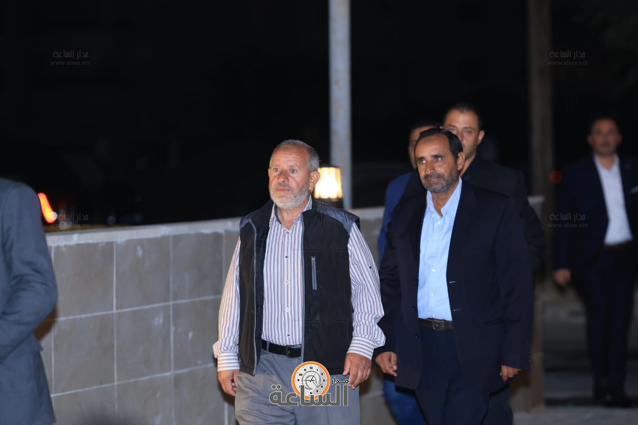 Madar Al-Saa Images 0.7811417339342186