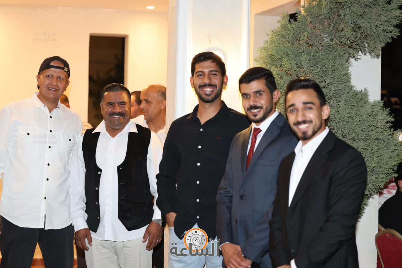 Madar Al-Saa Images 0.6989905481278866