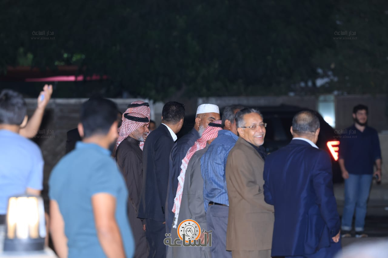 Madar Al-Saa Images 0.17961096010437516