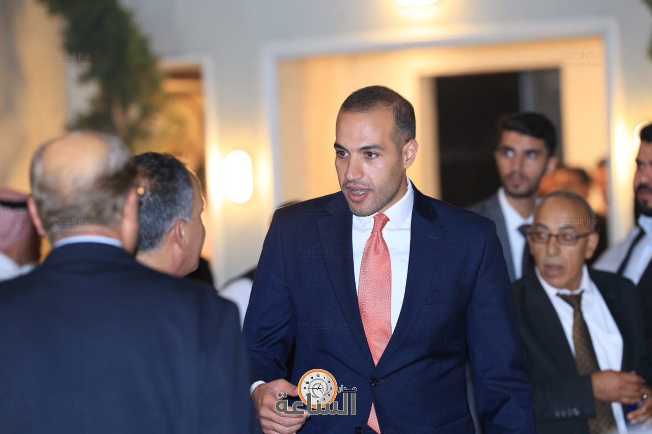 Madar Al-Saa Images 0.8970722493581216