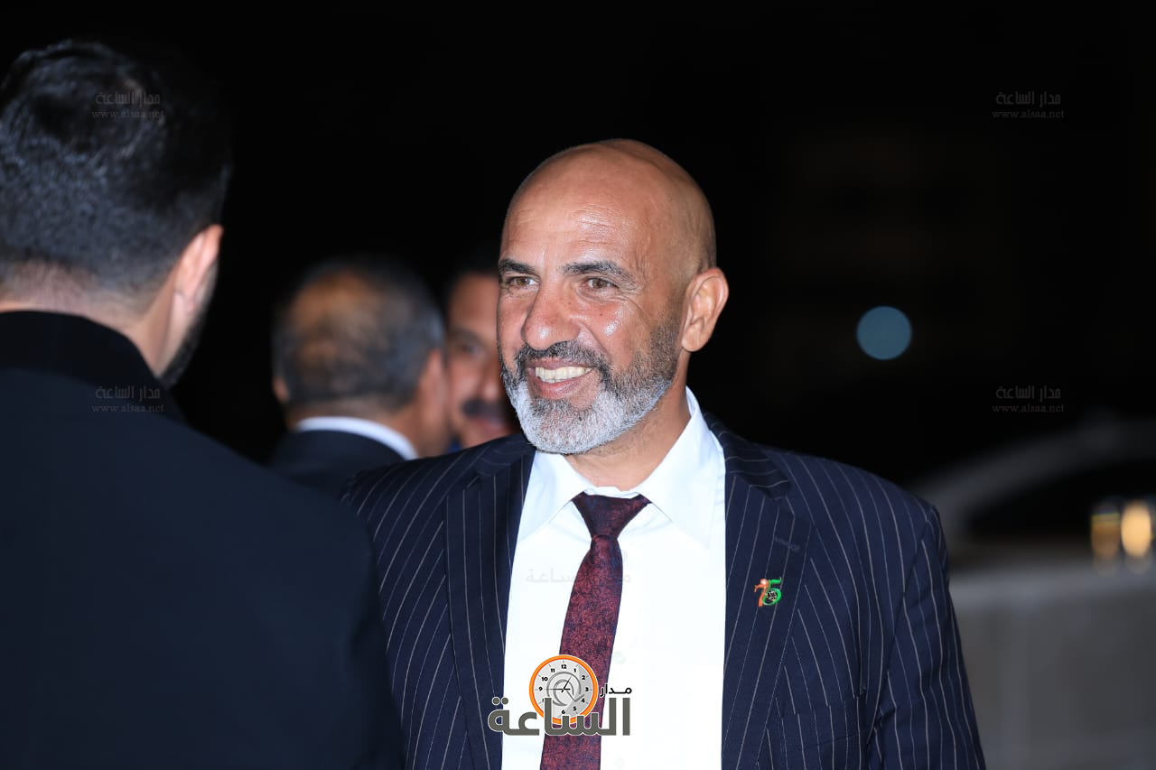 Madar Al-Saa Images 0.4152815239213392