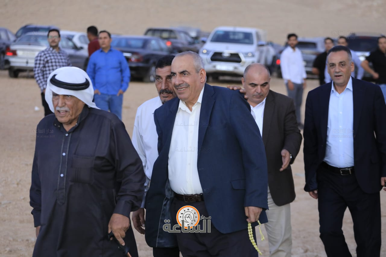 Madar Al-Saa Images 0.3777122965462254