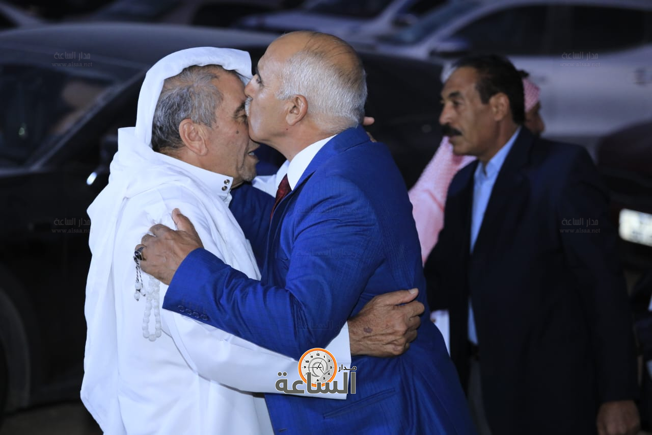 Madar Al-Saa Images 0.6355578628038212