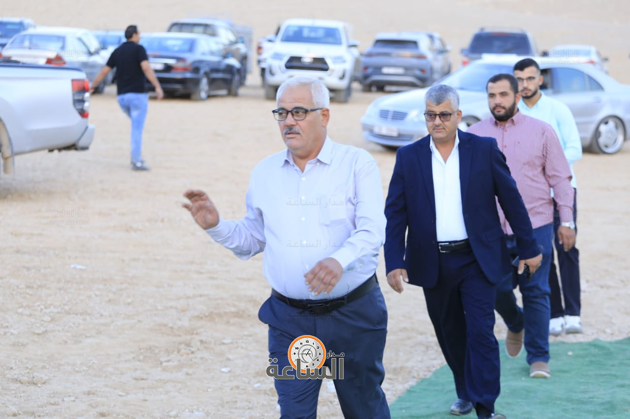 Madar Al-Saa Images 0.057396387882190925