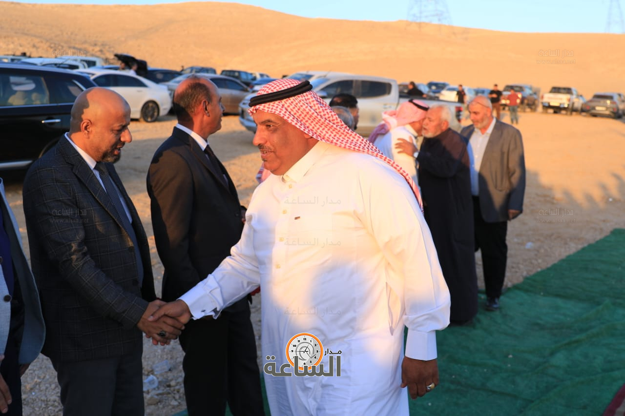 Madar Al-Saa Images 0.2966166382681804