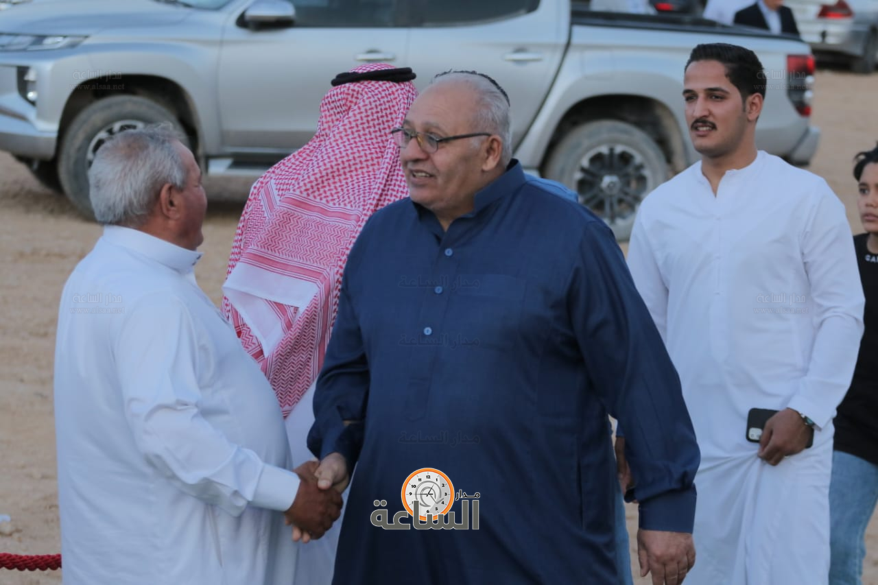 Madar Al-Saa Images 0.10558270722519836