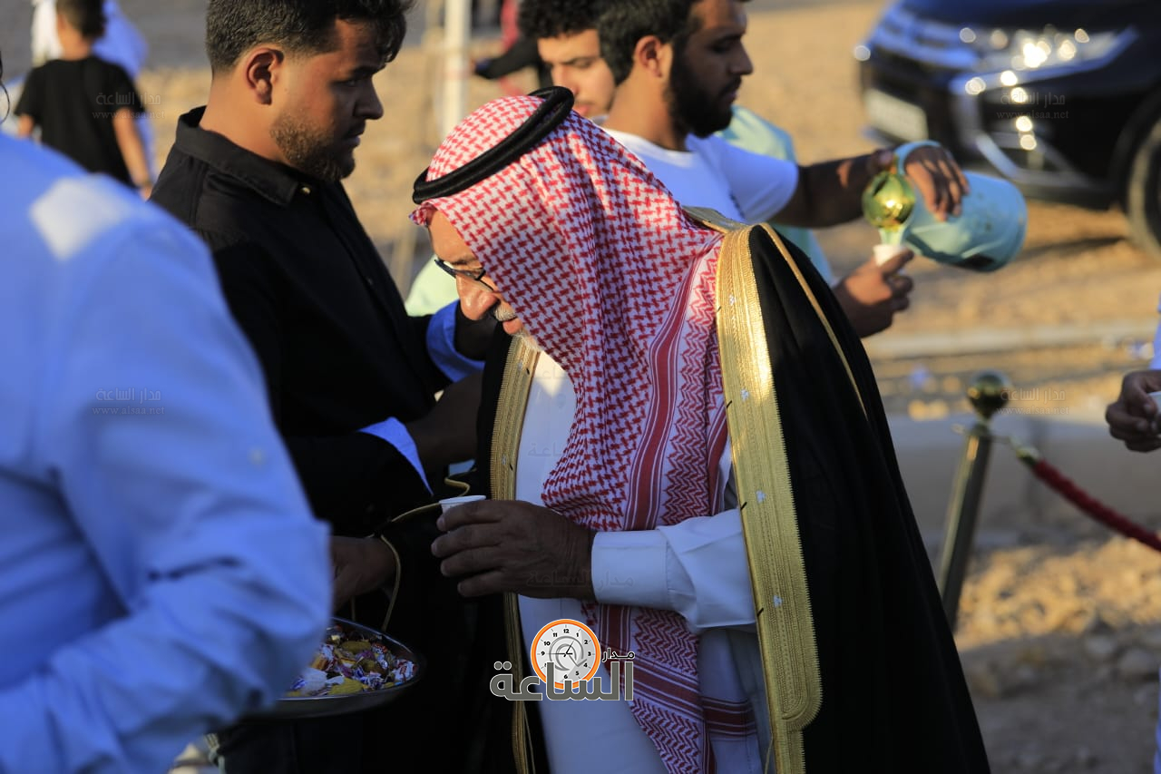 Madar Al-Saa Images 0.3817342239876115