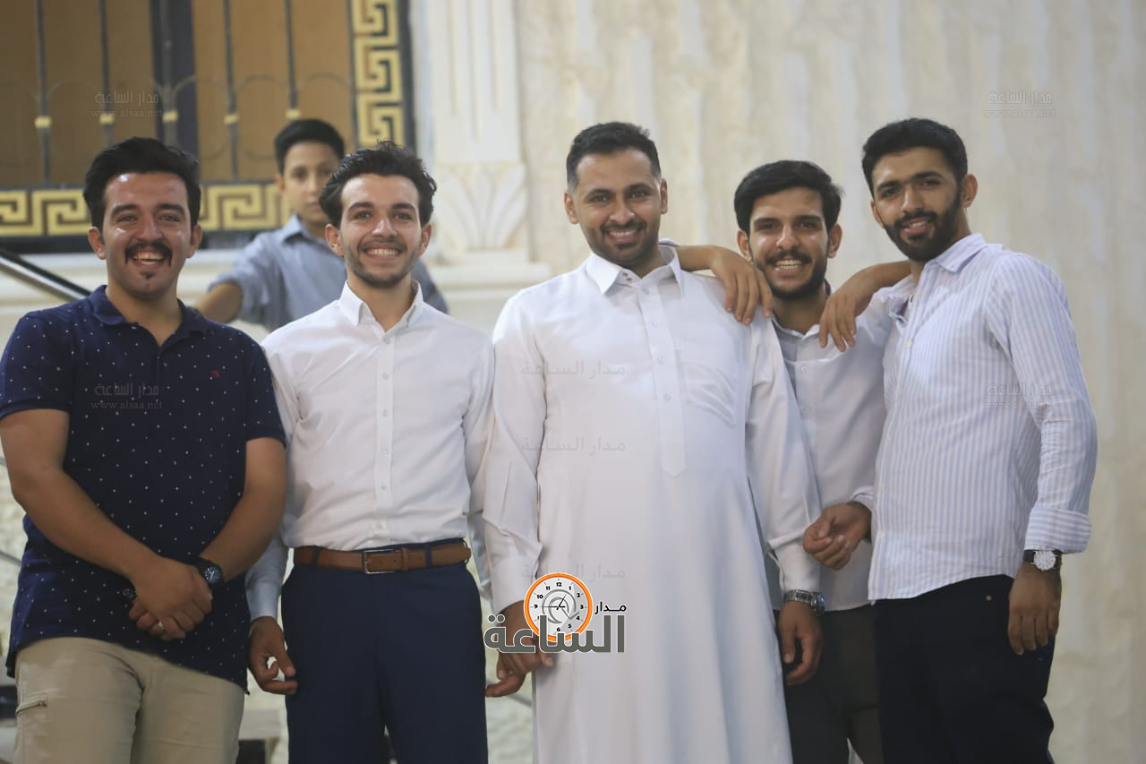 Madar Al-Saa Images 0.15834045324010138