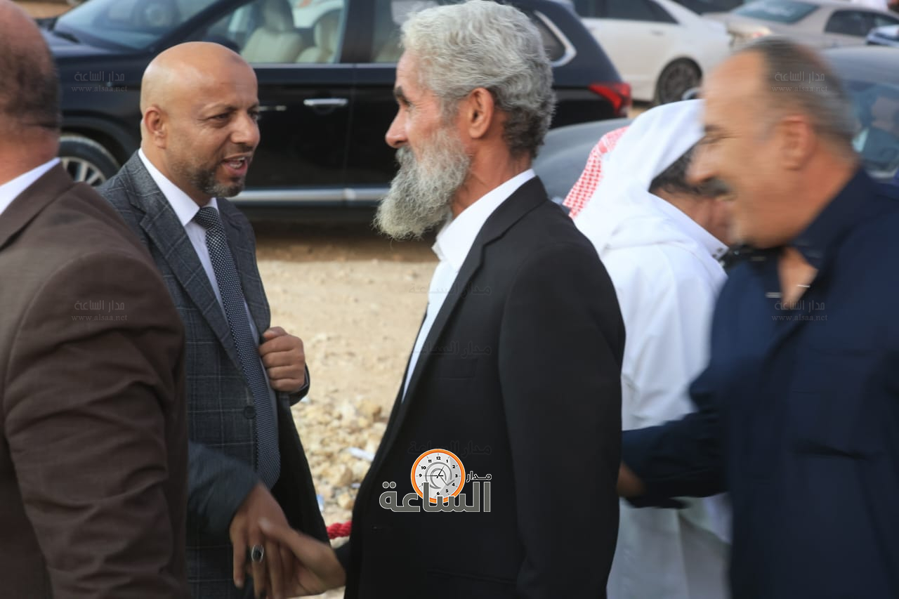 Madar Al-Saa Images 0.7920190288312485