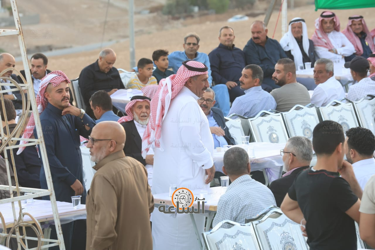 Madar Al-Saa Images 0.38917302407345156