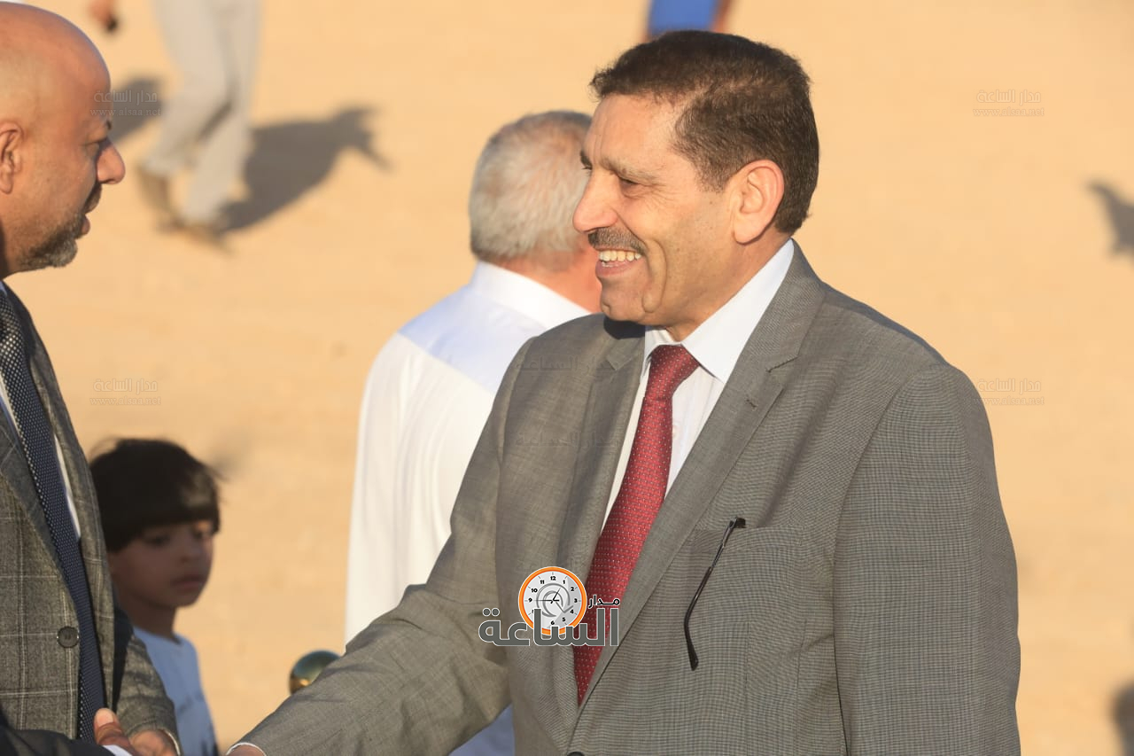 Madar Al-Saa Images 0.7414091001178142