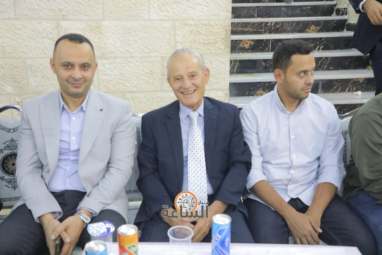 Madar Al-Saa Images 0.056021011792786735