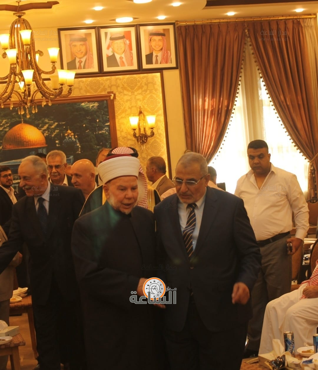 Madar Al-Saa Images 0.7905139472919811