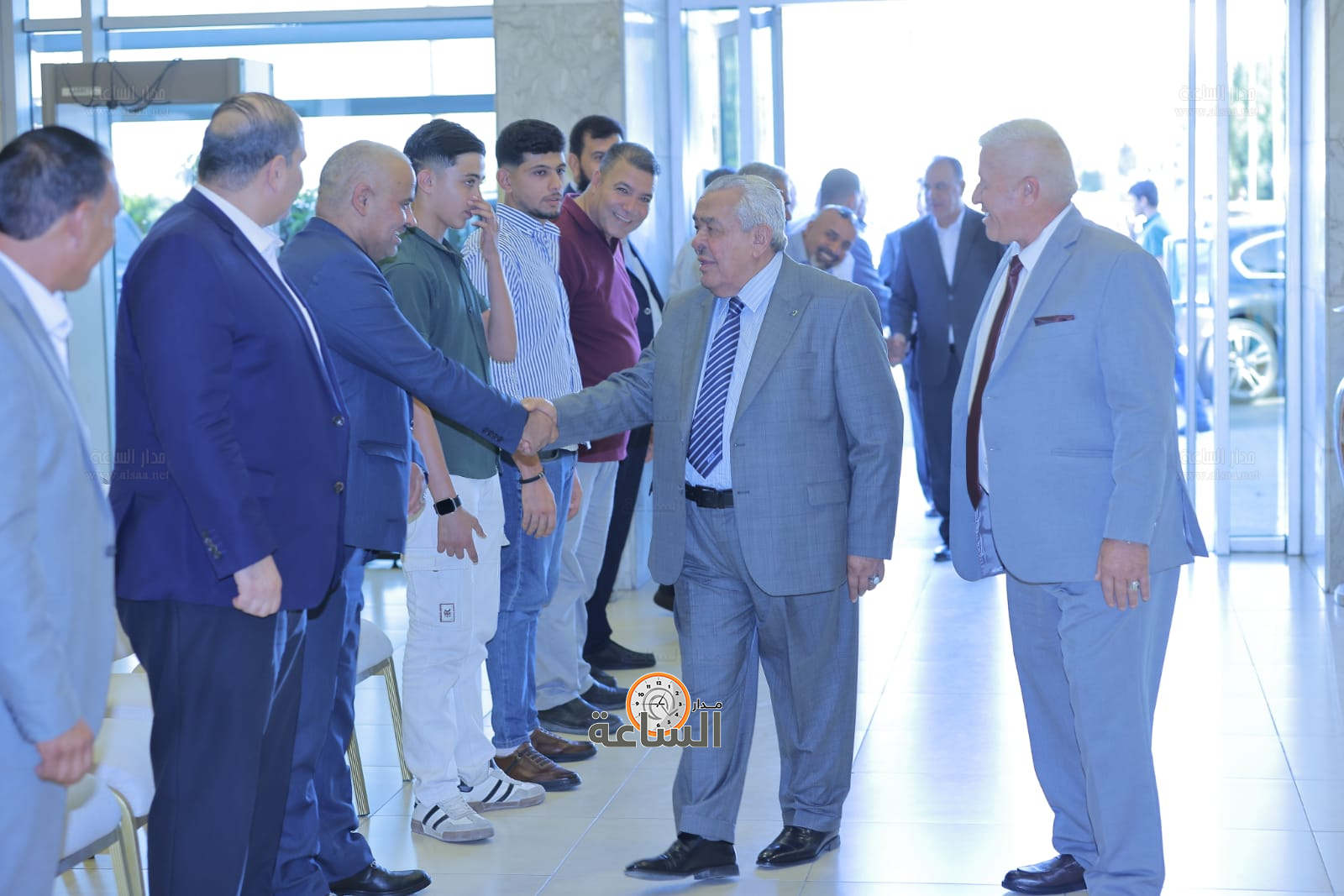 Madar Al-Saa Images 0.4506739943120539