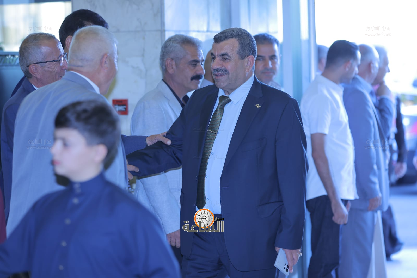 Madar Al-Saa Images 0.4249950612326886