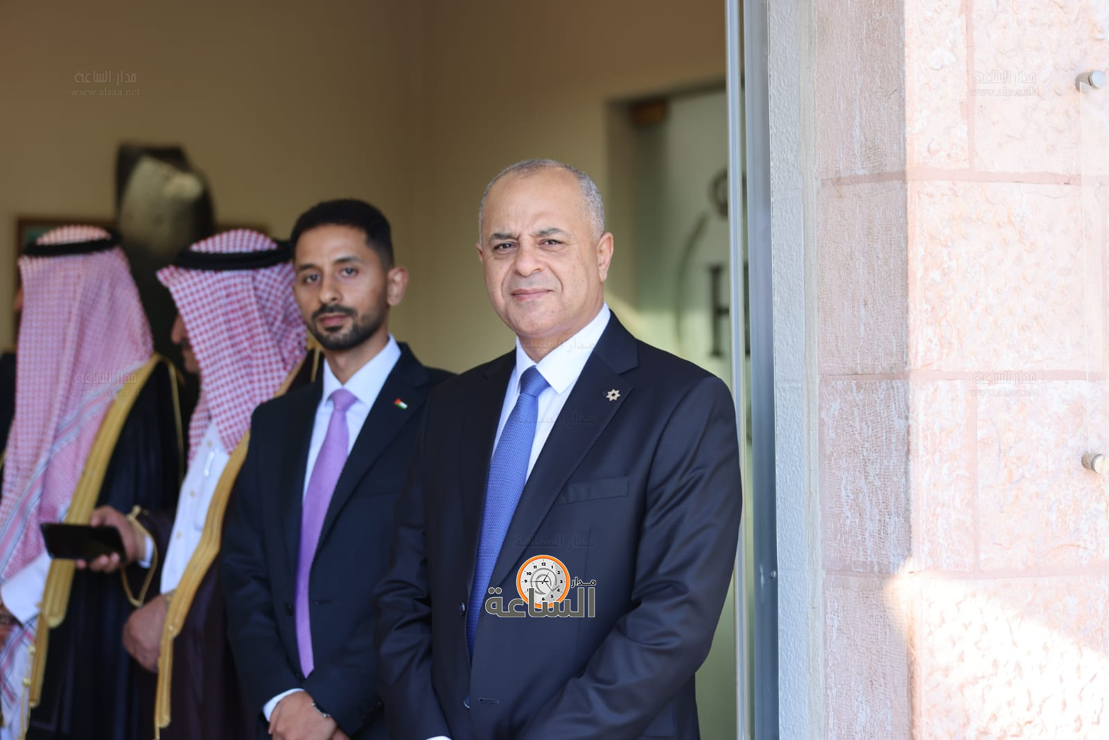 Madar Al-Saa Images 0.40428320853582667