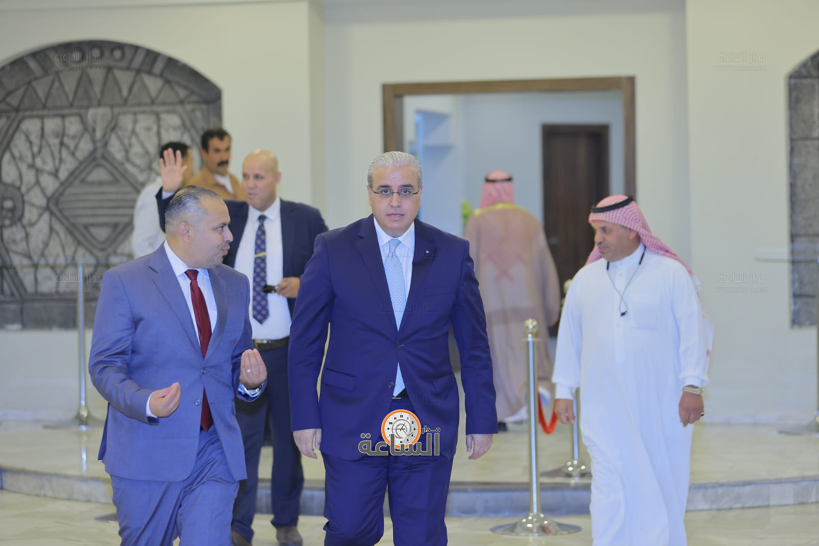 Madar Al-Saa Images 0.3376423588796522