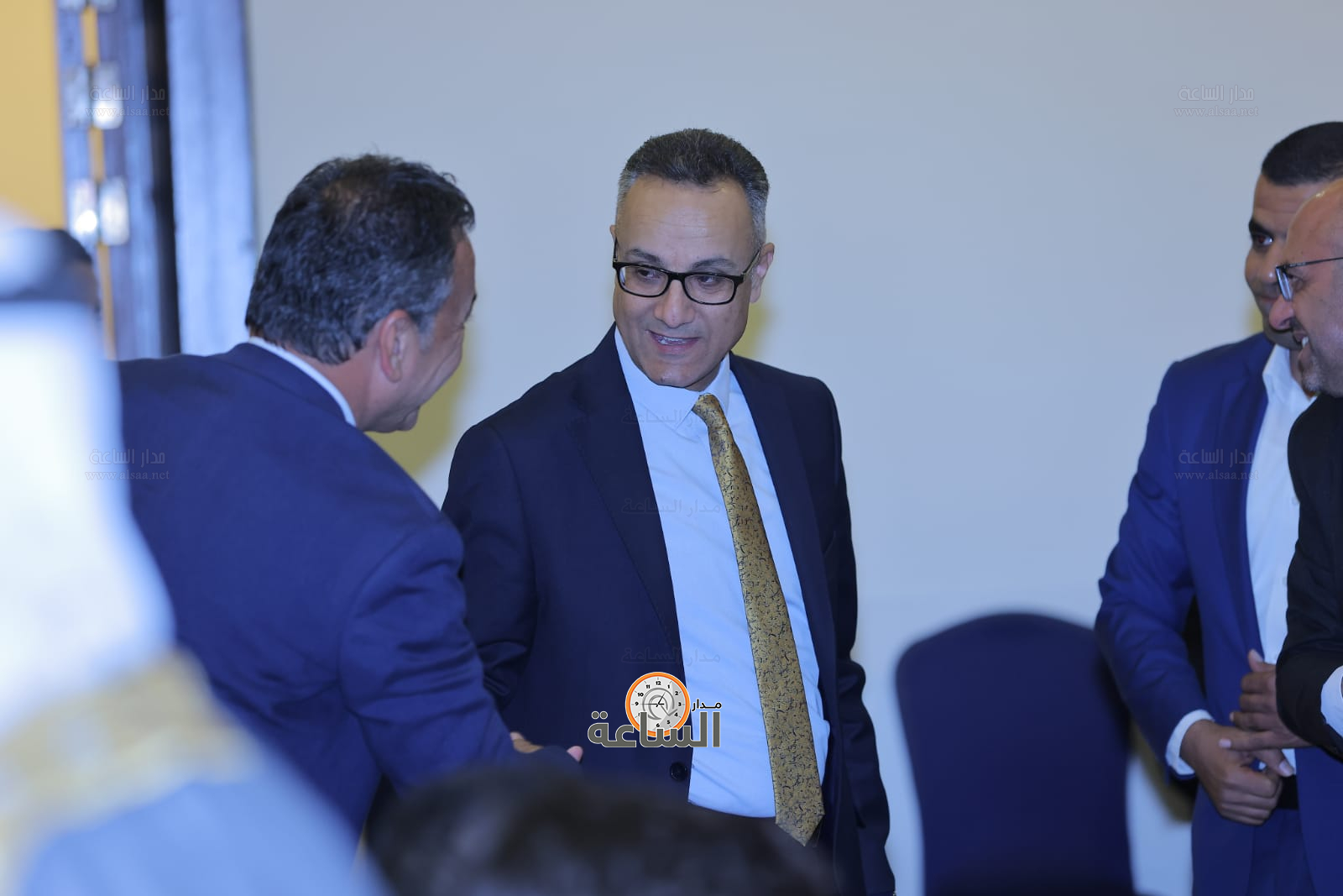 Madar Al-Saa Images 0.8640633670874192