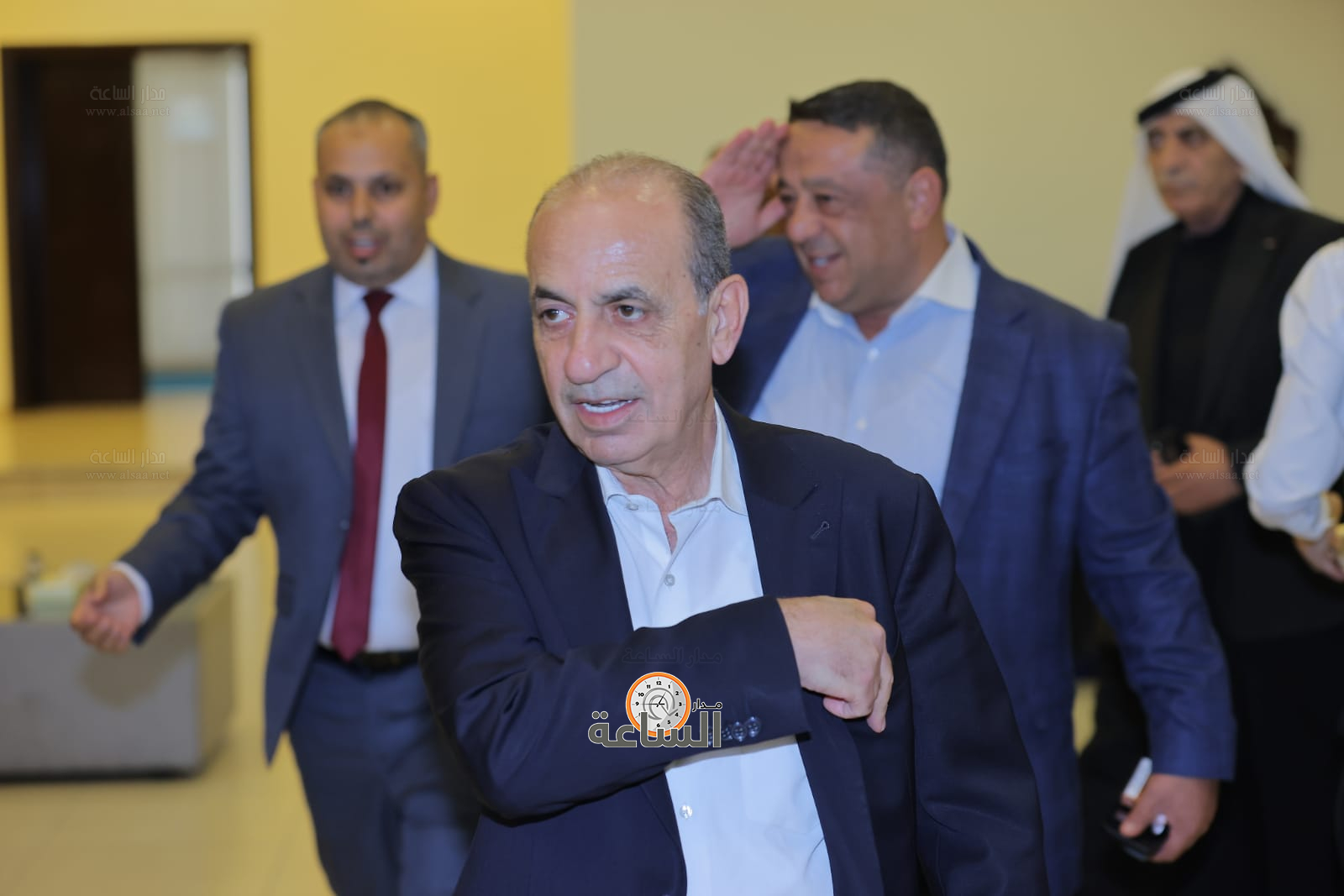 Madar Al-Saa Images 0.8900201936564728