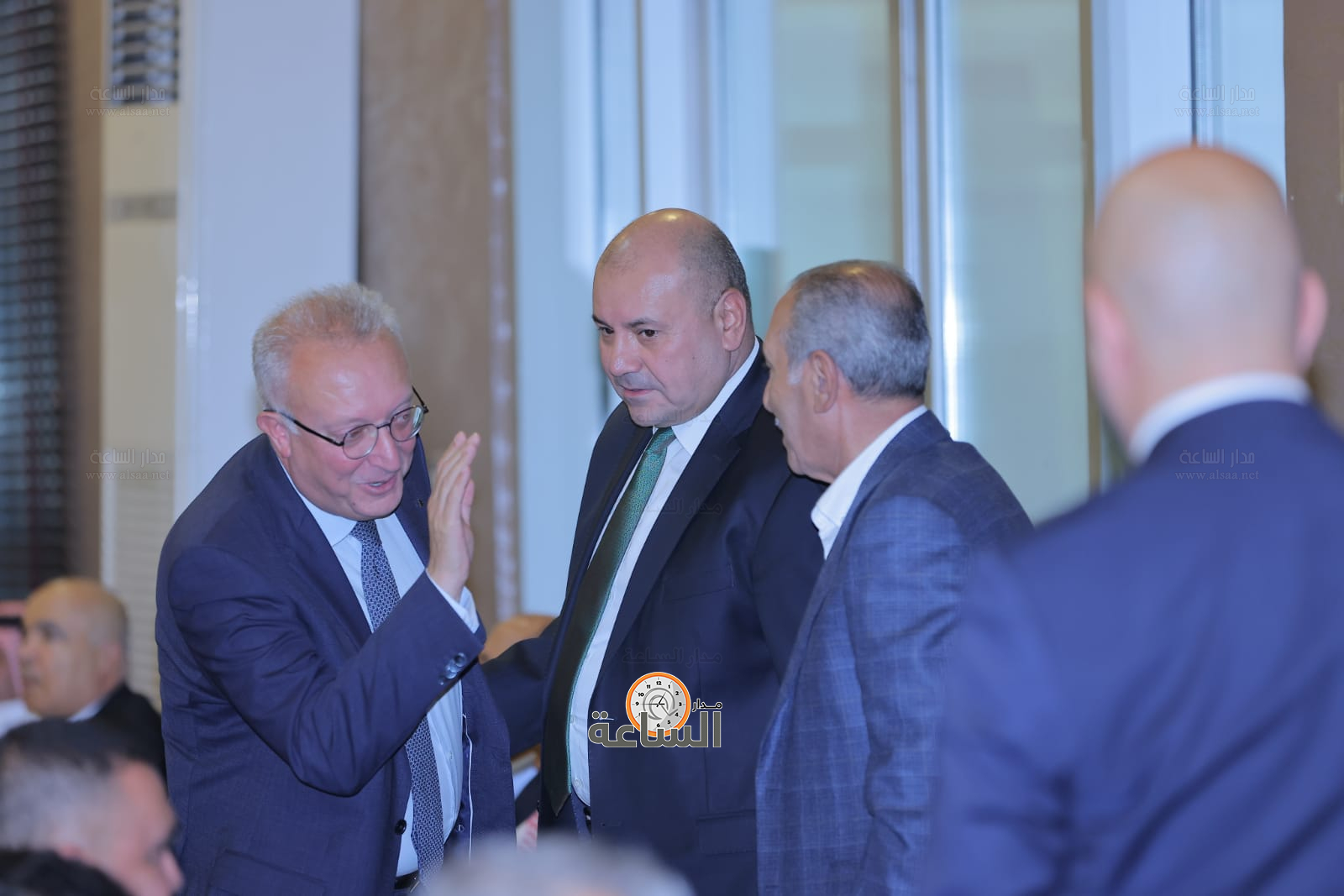 Madar Al-Saa Images 0.4446963350180282