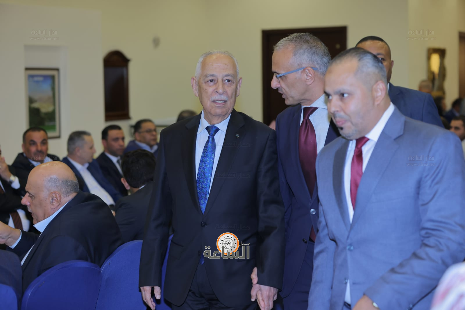 Madar Al-Saa Images 0.48276113593050074