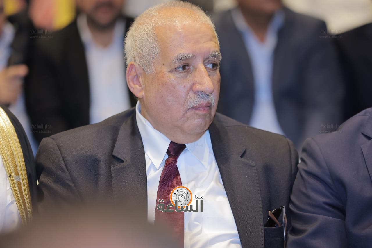 Madar Al-Saa Images 0.024448067671775098