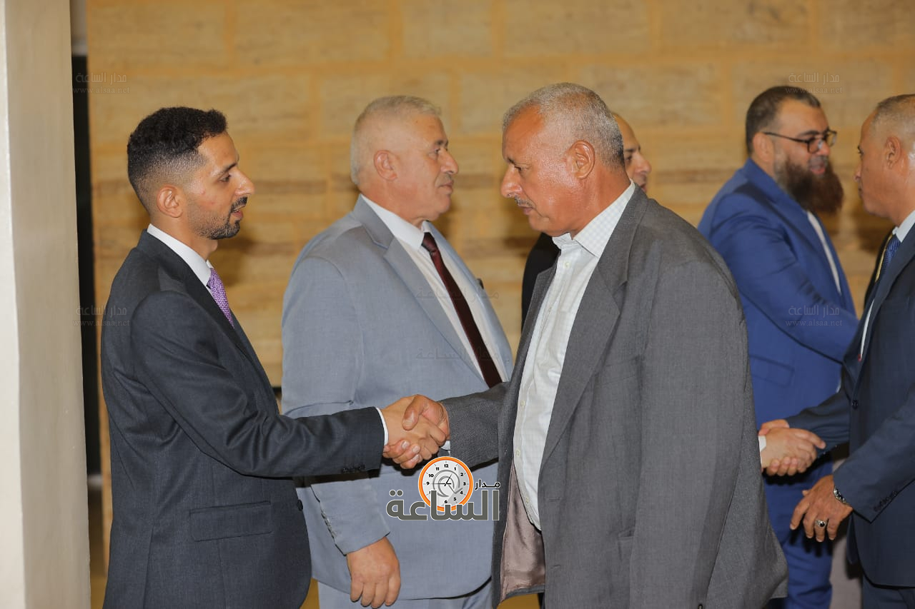 Madar Al-Saa Images 0.6659808027785766