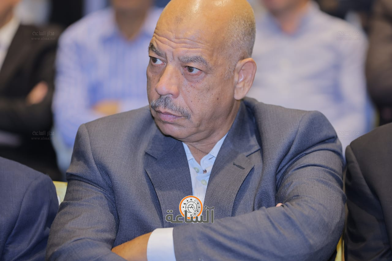 Madar Al-Saa Images 0.6445774385727864