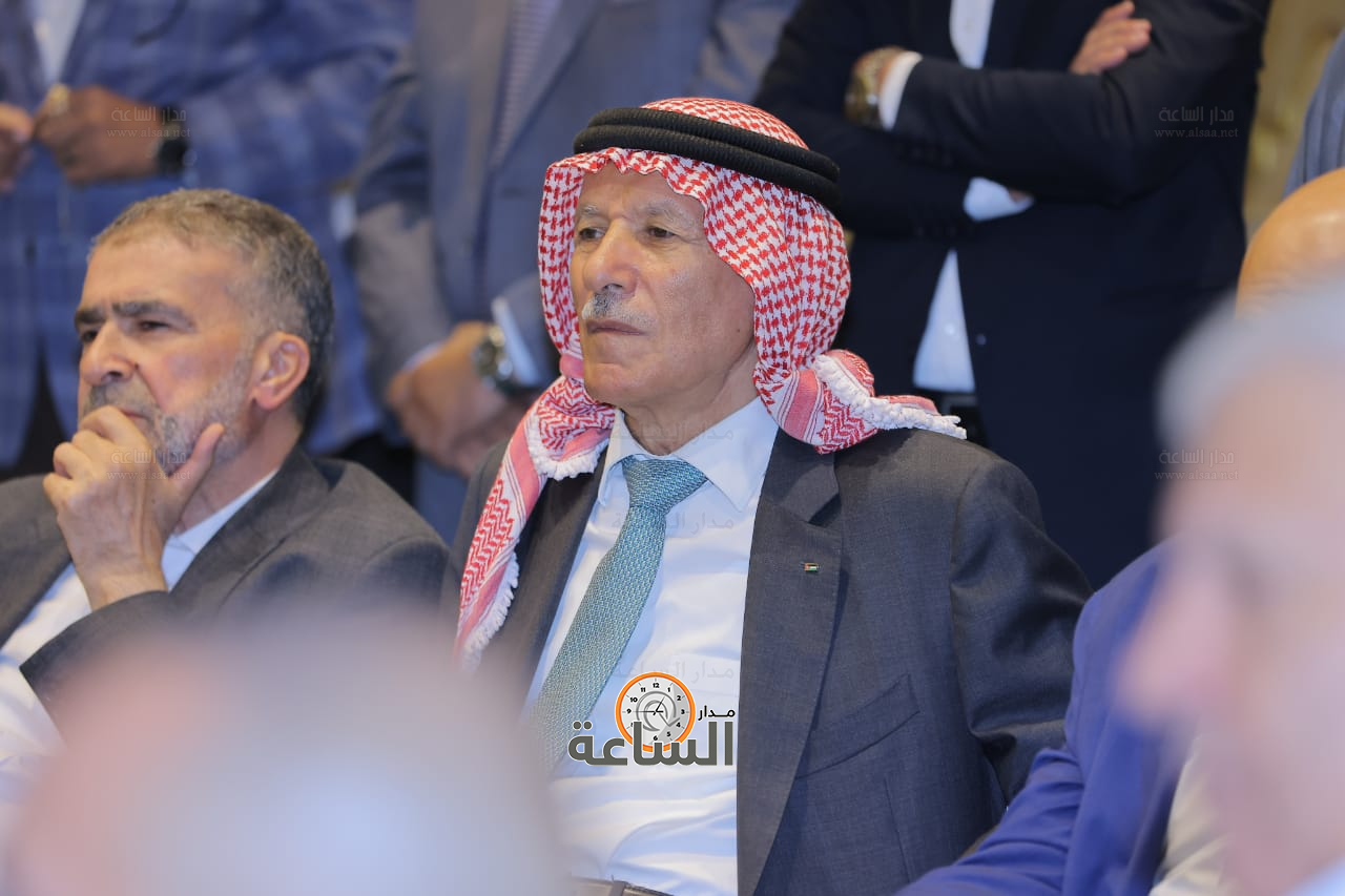 Madar Al-Saa Images 0.8506577405591977