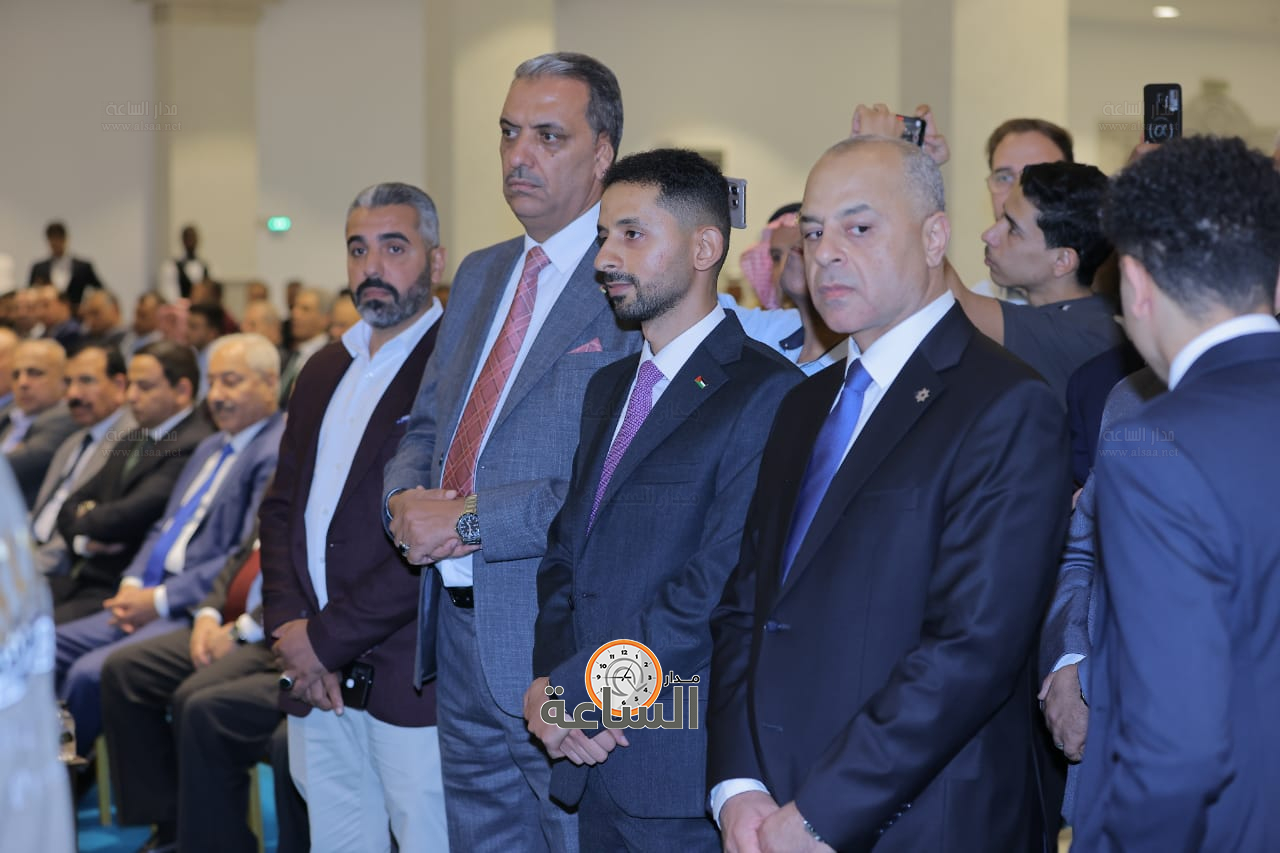 Madar Al-Saa Images 0.49336505488658255