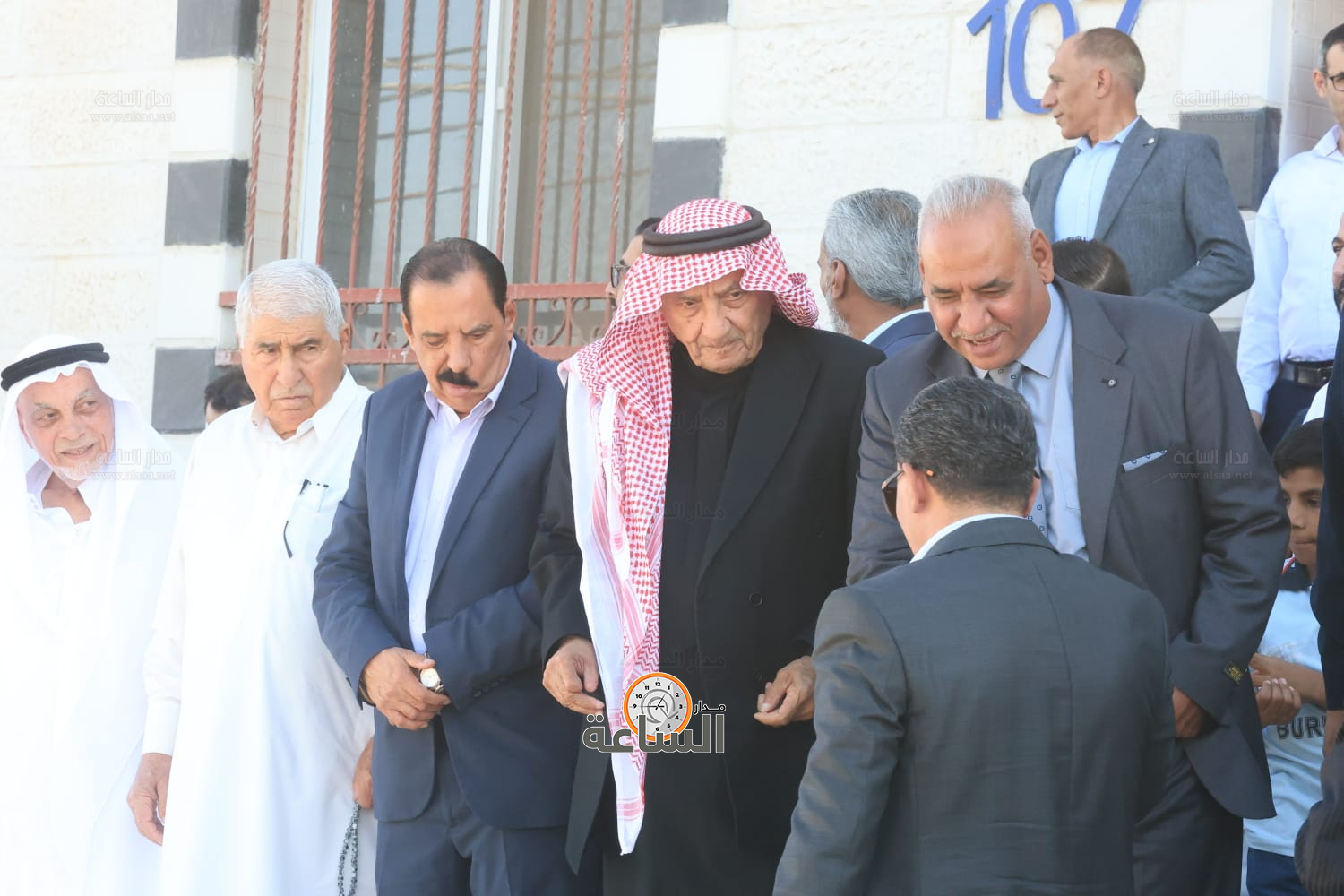 Madar Al-Saa Images 0.797703017207383