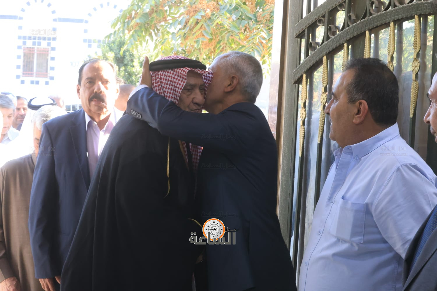 Madar Al-Saa Images 0.5707533098959212