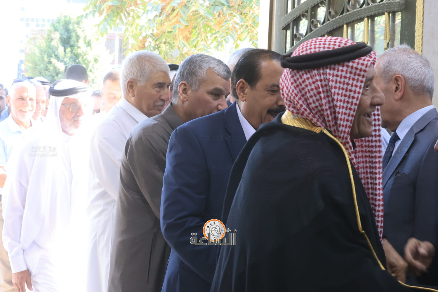 Madar Al-Saa Images 0.2747147952604432